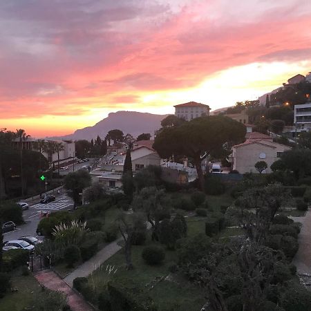 Charmant 2 Pieces Vue Sur Mer Et Monte-Carlo A Roquebrune Cap Martin Dış mekan fotoğraf