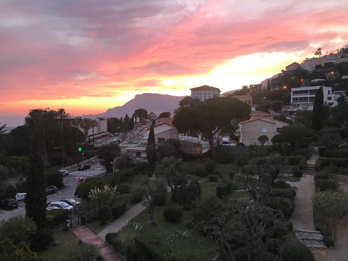 Charmant 2 Pieces Vue Sur Mer Et Monte-Carlo A Roquebrune Cap Martin Dış mekan fotoğraf